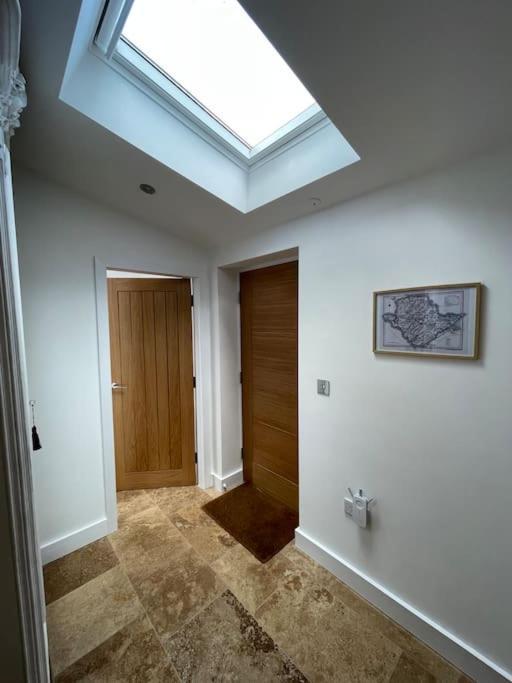 Tranquil, Secluded, Rural Cottage For Two Beaumaris Exterior photo